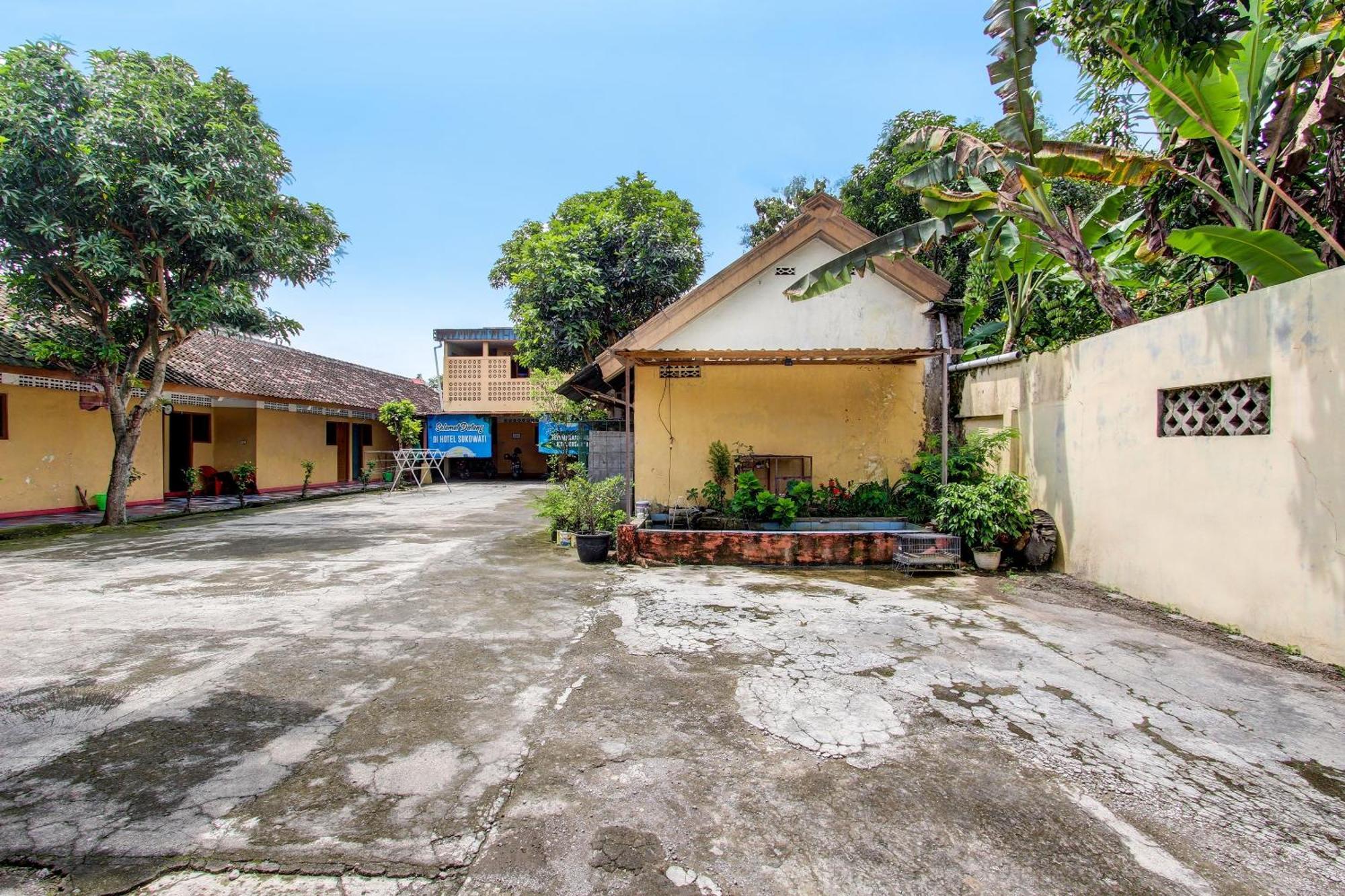 Surakarta  Spot On 92336 Hotel Sukowati מראה חיצוני תמונה