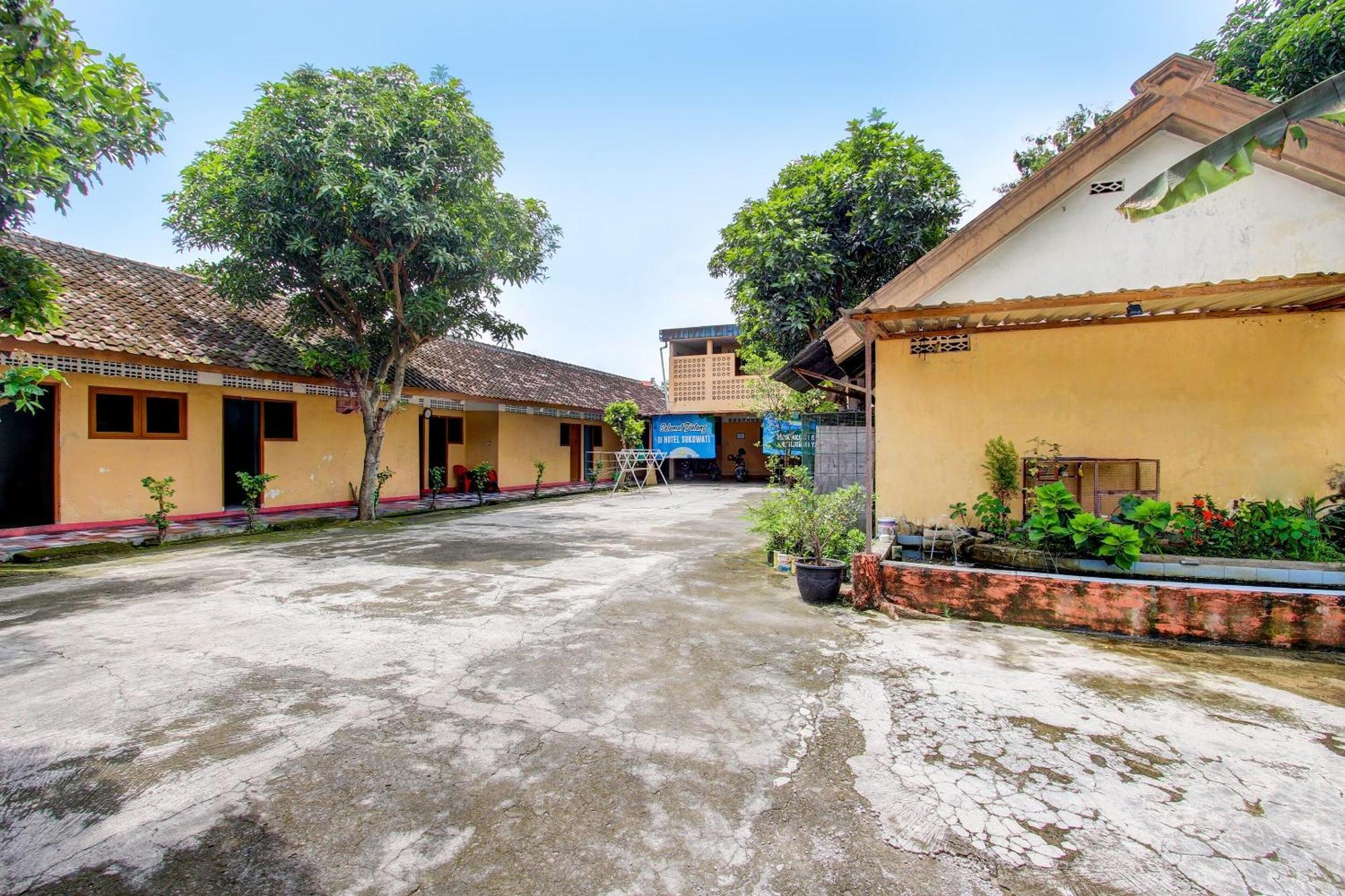 Surakarta  Spot On 92336 Hotel Sukowati מראה חיצוני תמונה