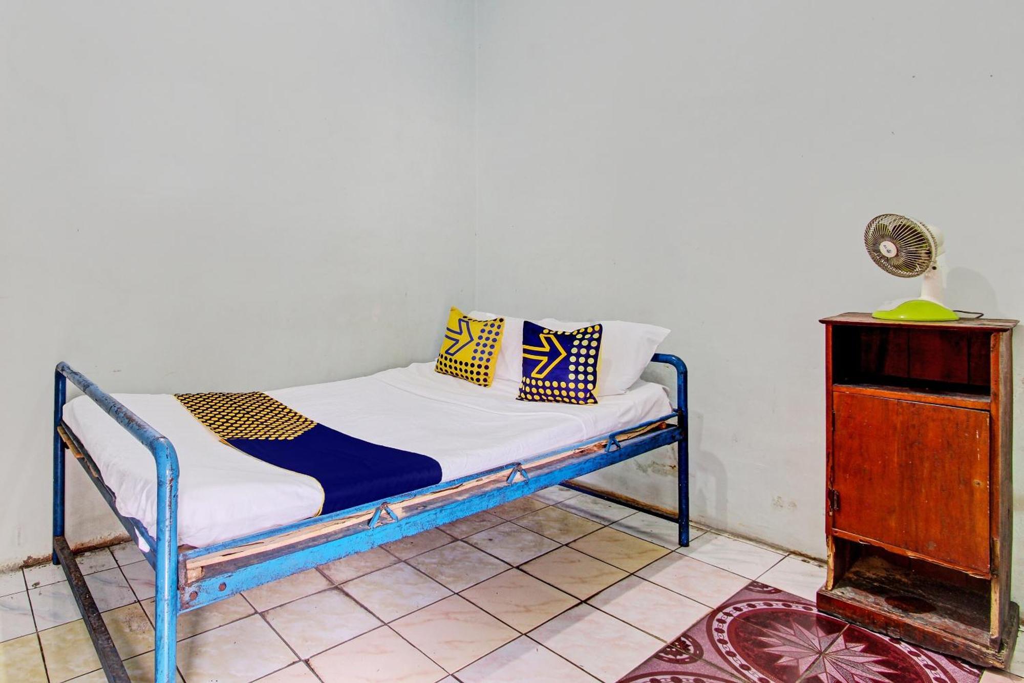 Surakarta  Spot On 92336 Hotel Sukowati מראה חיצוני תמונה